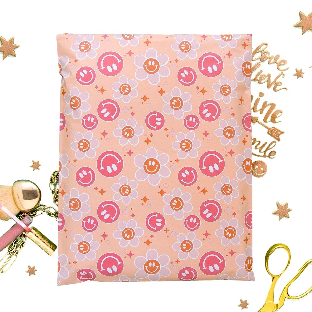 Smiles in Pink Poly Mailers 10x13 Pack of 25 - Picture 2 of 9